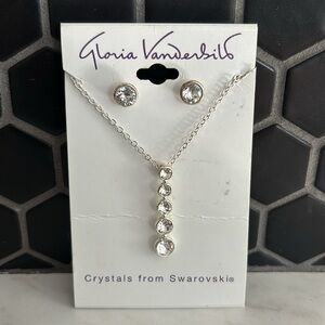 NWT Gloria Vanderbilt Swarovski Crystal Necklace & Earrings Set
